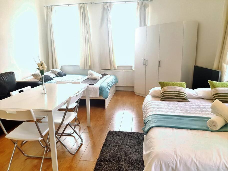 Excellent Studio Flat In Londýn Exteriér fotografie